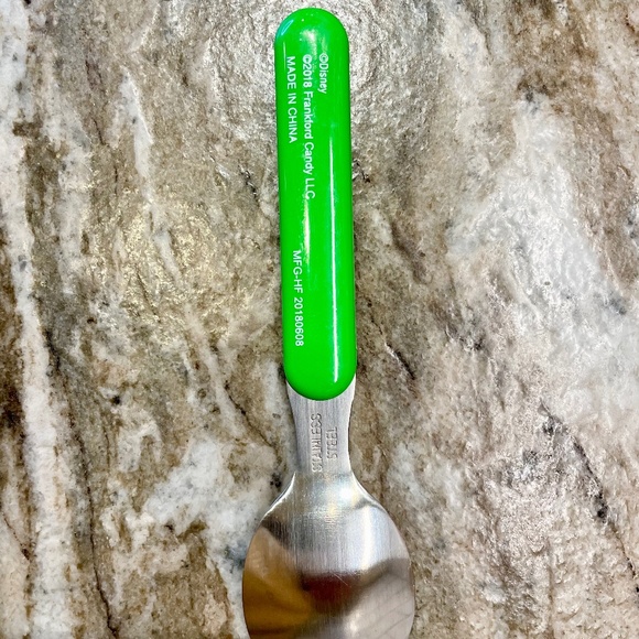 Disney Mickey & Minnie Mouse Red Christmas Mug Coffee Tea Cocoa & Green Spoon - Picture 6 of 11